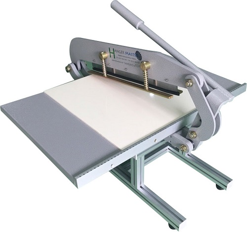 Máy cắt vải - công cụ thiết yếu trong ngành dệt may